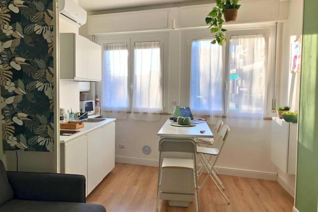 Design Moderno:Monolocale Spazioso Vicino Metro M2 Milán Exterior foto